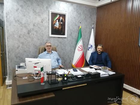 برگزاری جلسه راهکارهای نوین درآمدزایی و هوشمندسازی مدیریت فضای سبز