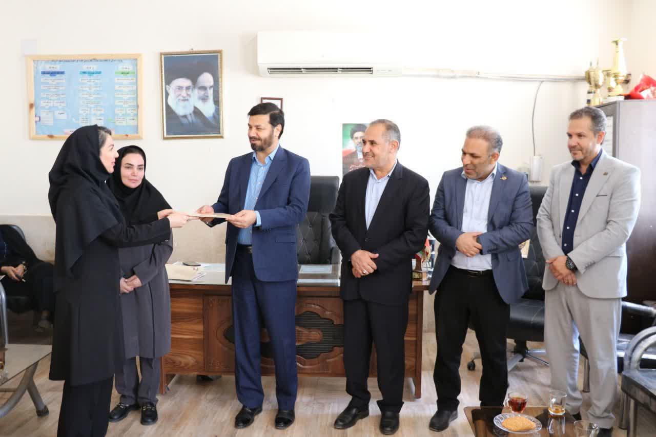 مدیر کل فرهنگ و ارشاد اسلامی خوزستان: حمایت از اساتید هنر سرمایهگذاری برای آینده است