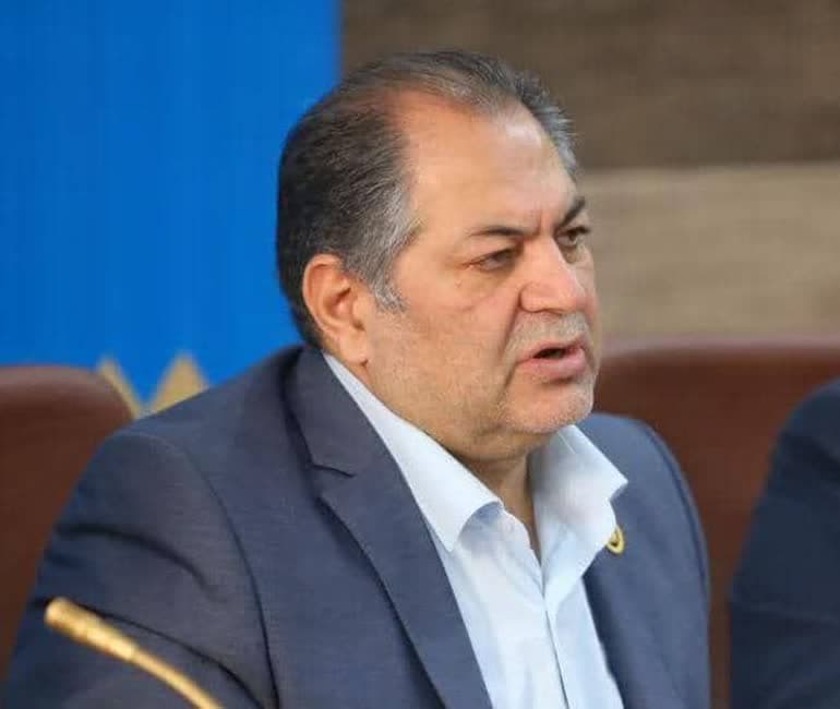 بسیاری از کارکنان سلامت مشکل معیشتی دارند/ لزوم پرداخت و رسیدگی به مطالبات
