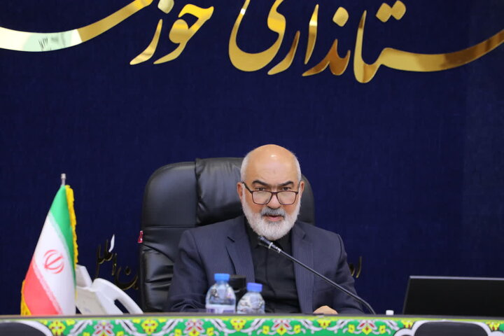 استاندار خوزستان: از هر نوع سرمایهگذاری مولد در استان حمایت میکنیم