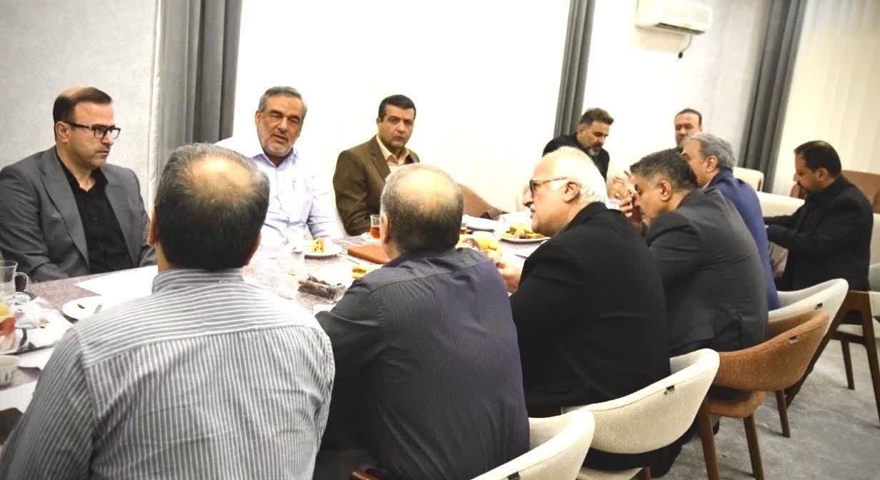 نشست مدیرعامل شرکت ملی نفت ایران با مدیران ارشد شرکت ملی حفاری ایران برگزار شد