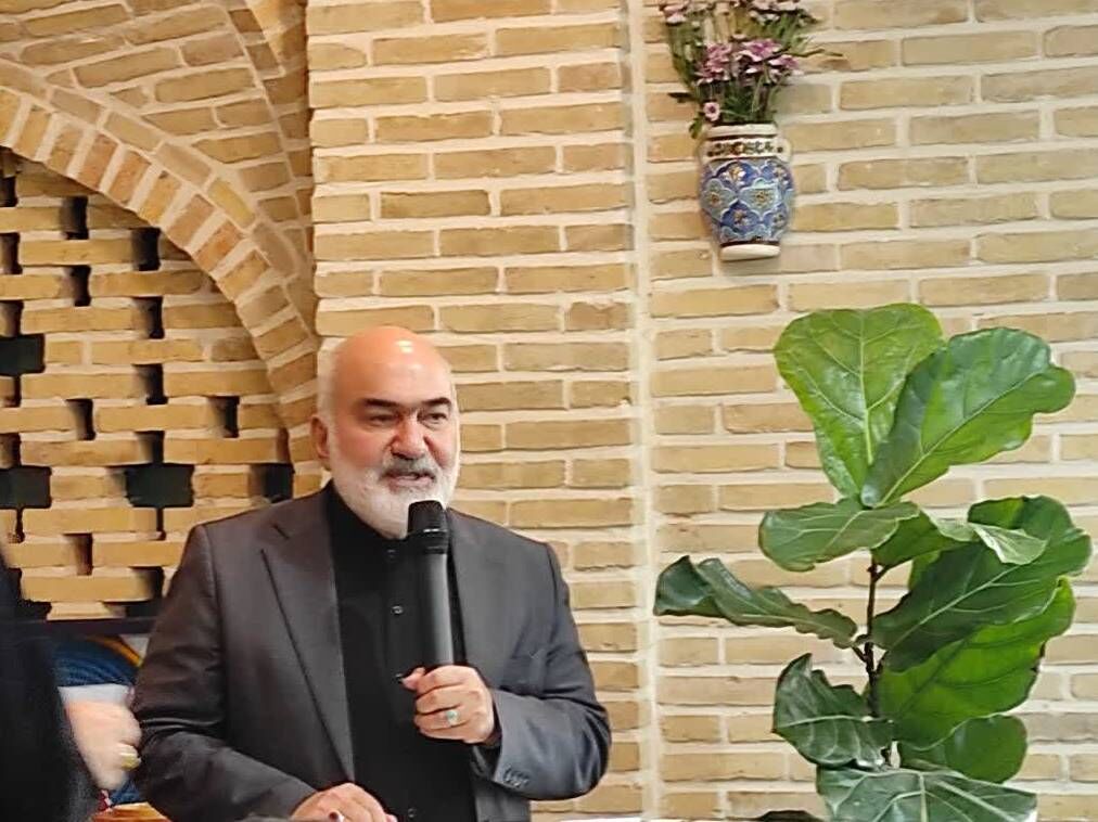 استاندار: توسعه خوزستان در گرو تغییر ریل از اقتصاد دولتی به خصوصی است