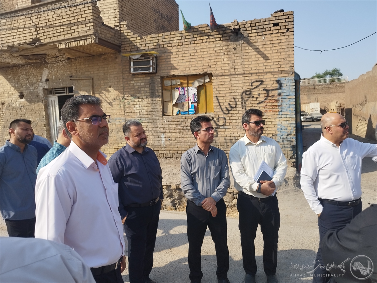 بازدید معاونت فنی و عمرانی شهرداری اهواز از پروژه خیابان نهج‌البلاغه
